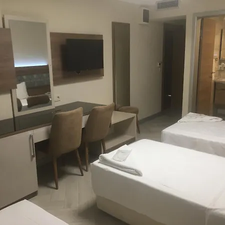 Hotel Ak Star 3*