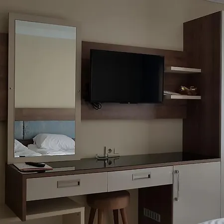 Hotel Ak Star 3*